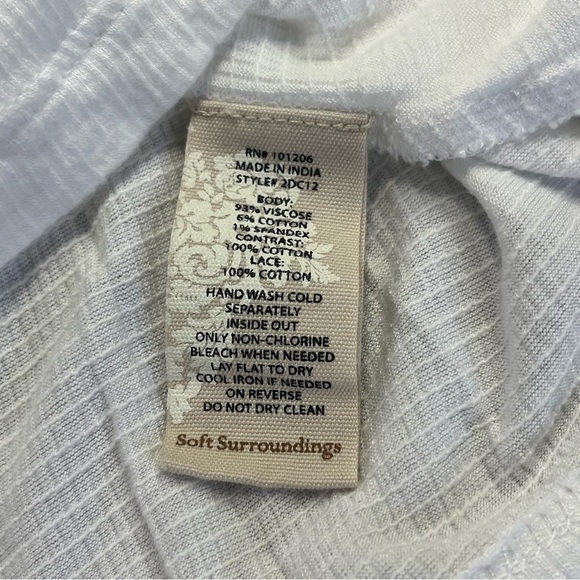 Soft Surroundings Long Sleeve White Blouse With Lace Detail Size XL - Picture 5 of 9